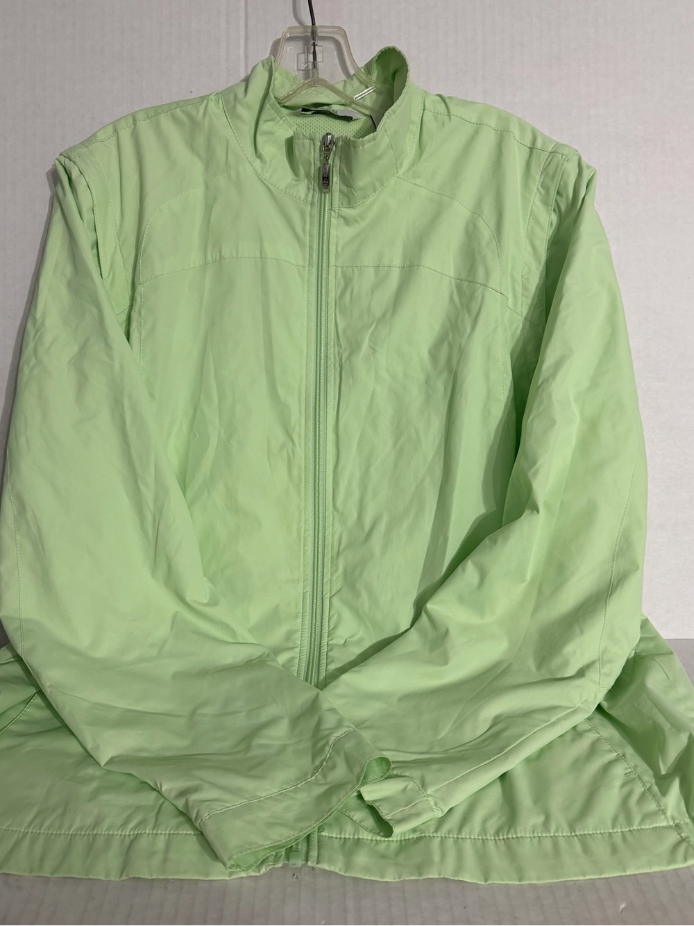 Izod XFG Ladies Light Lime Zip-Front Windbreaker Jacket converts to a Vest